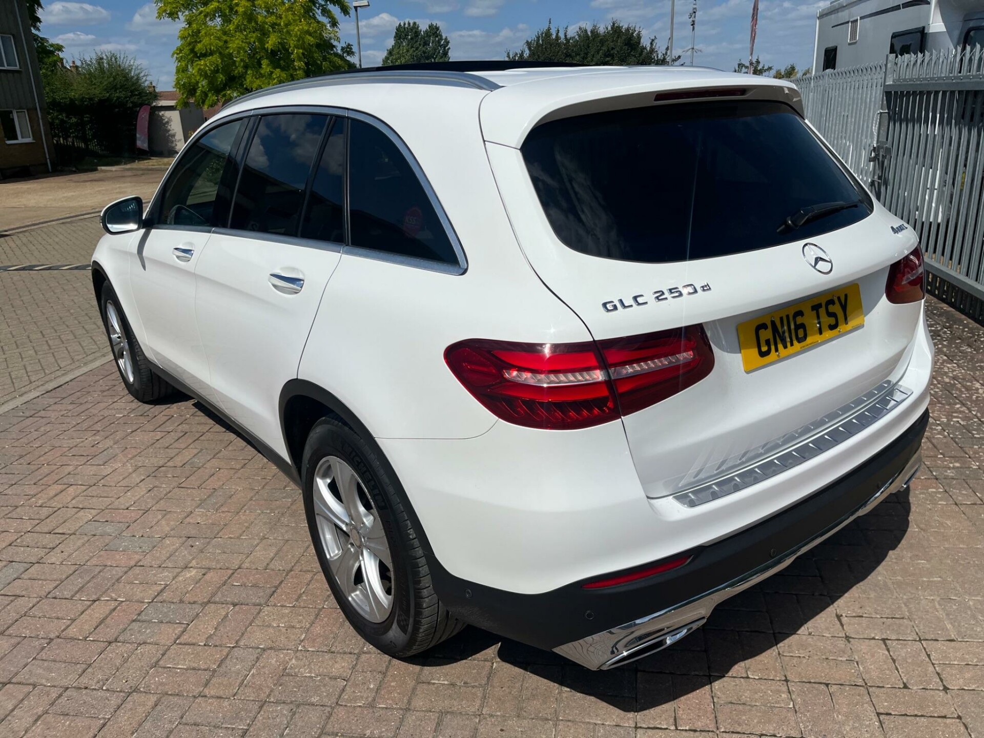 Mercedes Benz GLC CLASS