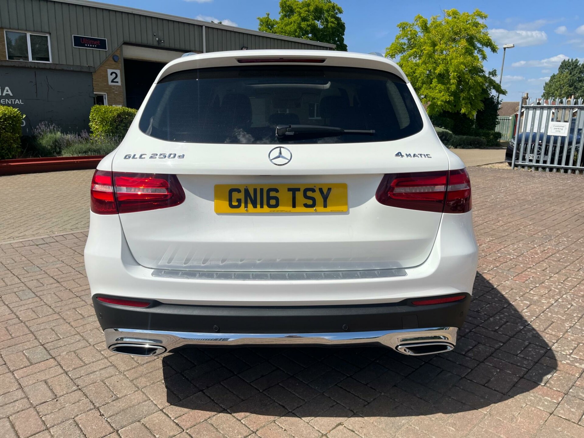 Mercedes Benz GLC CLASS