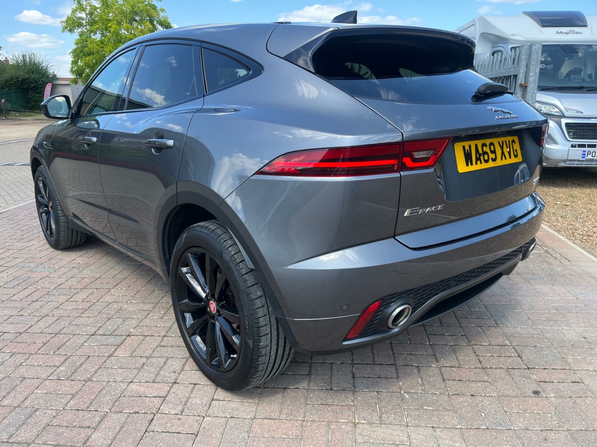 Jaguar E Pace