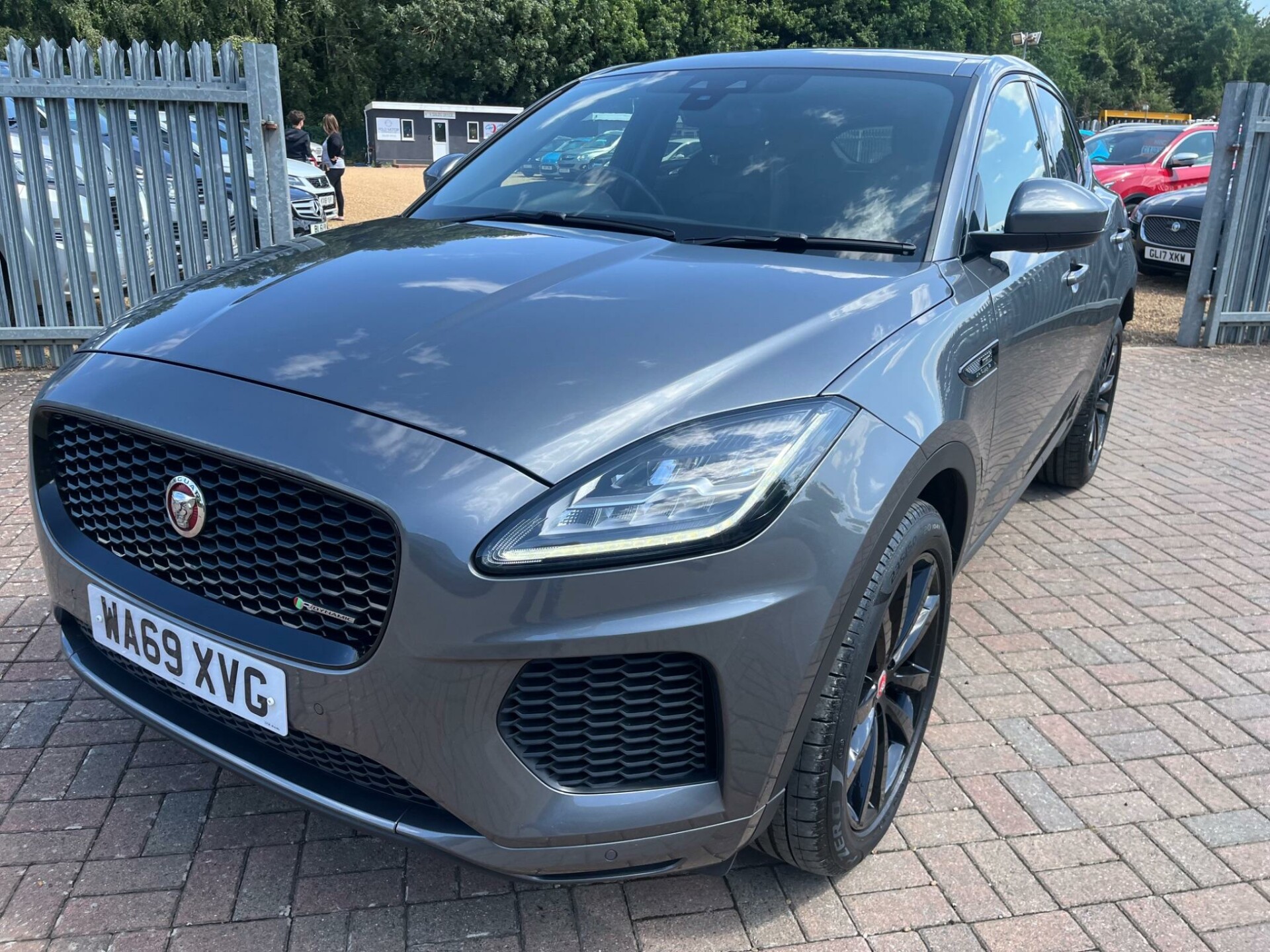 Jaguar E Pace