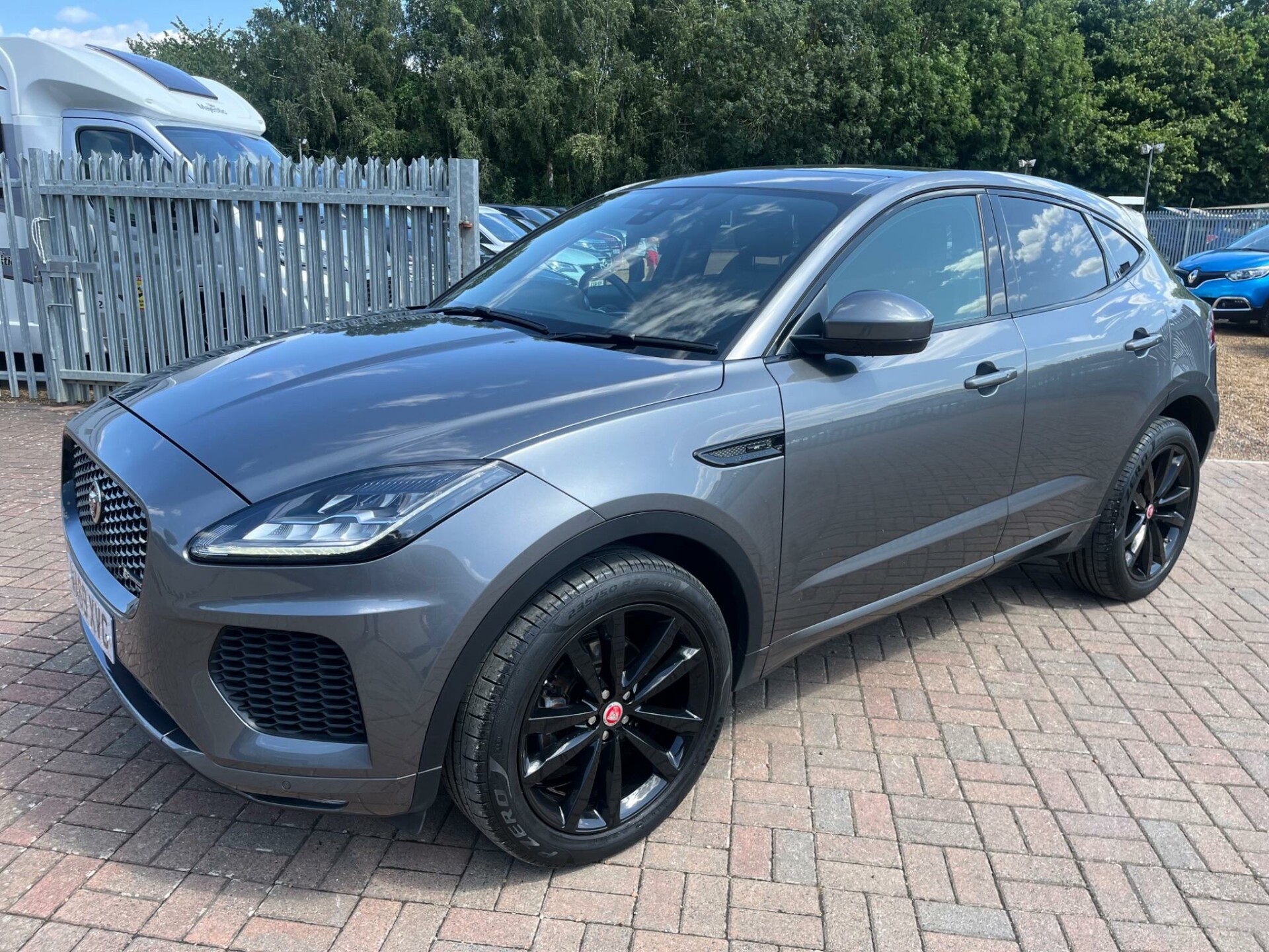 Jaguar E Pace