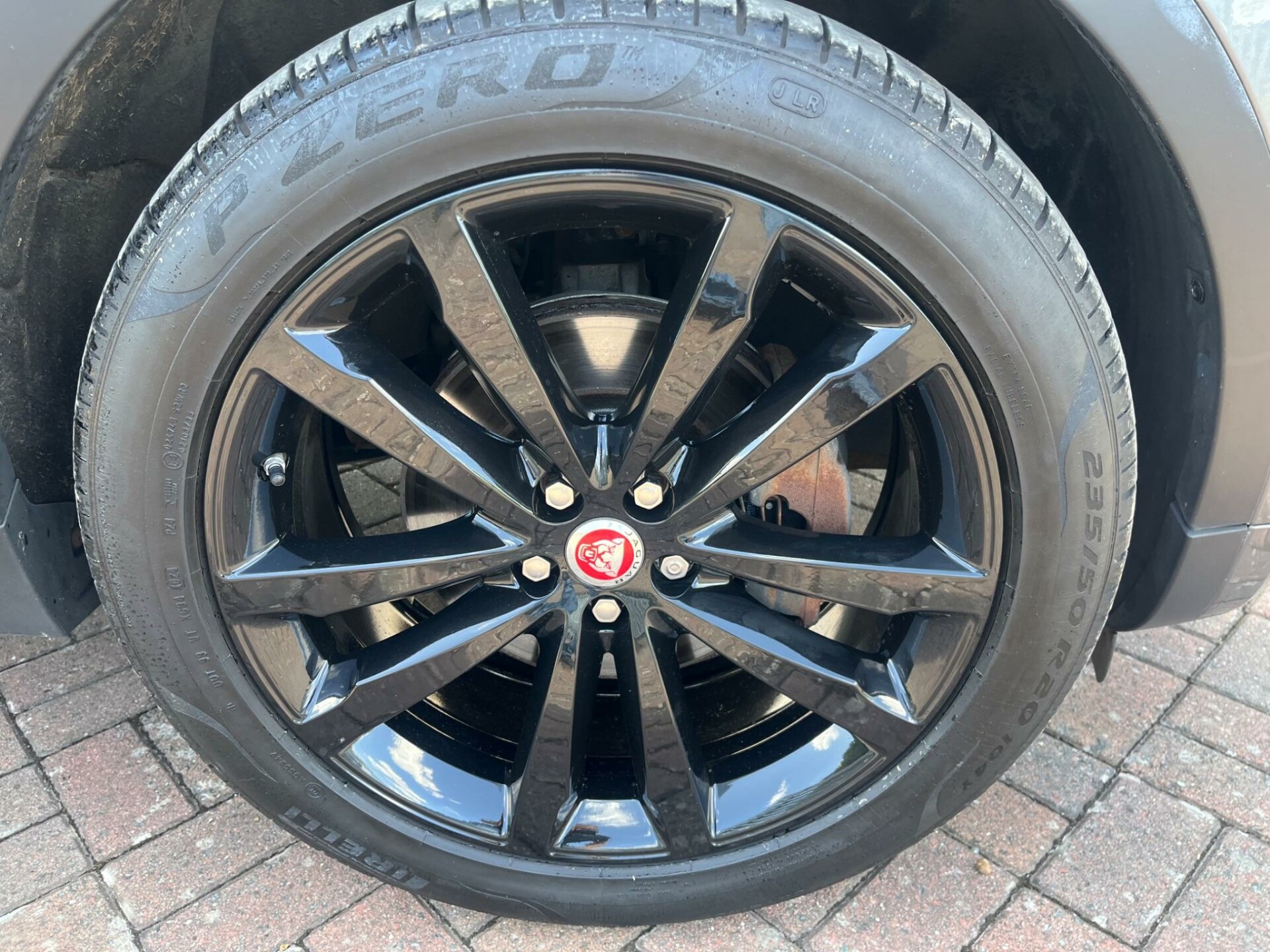Jaguar E Pace