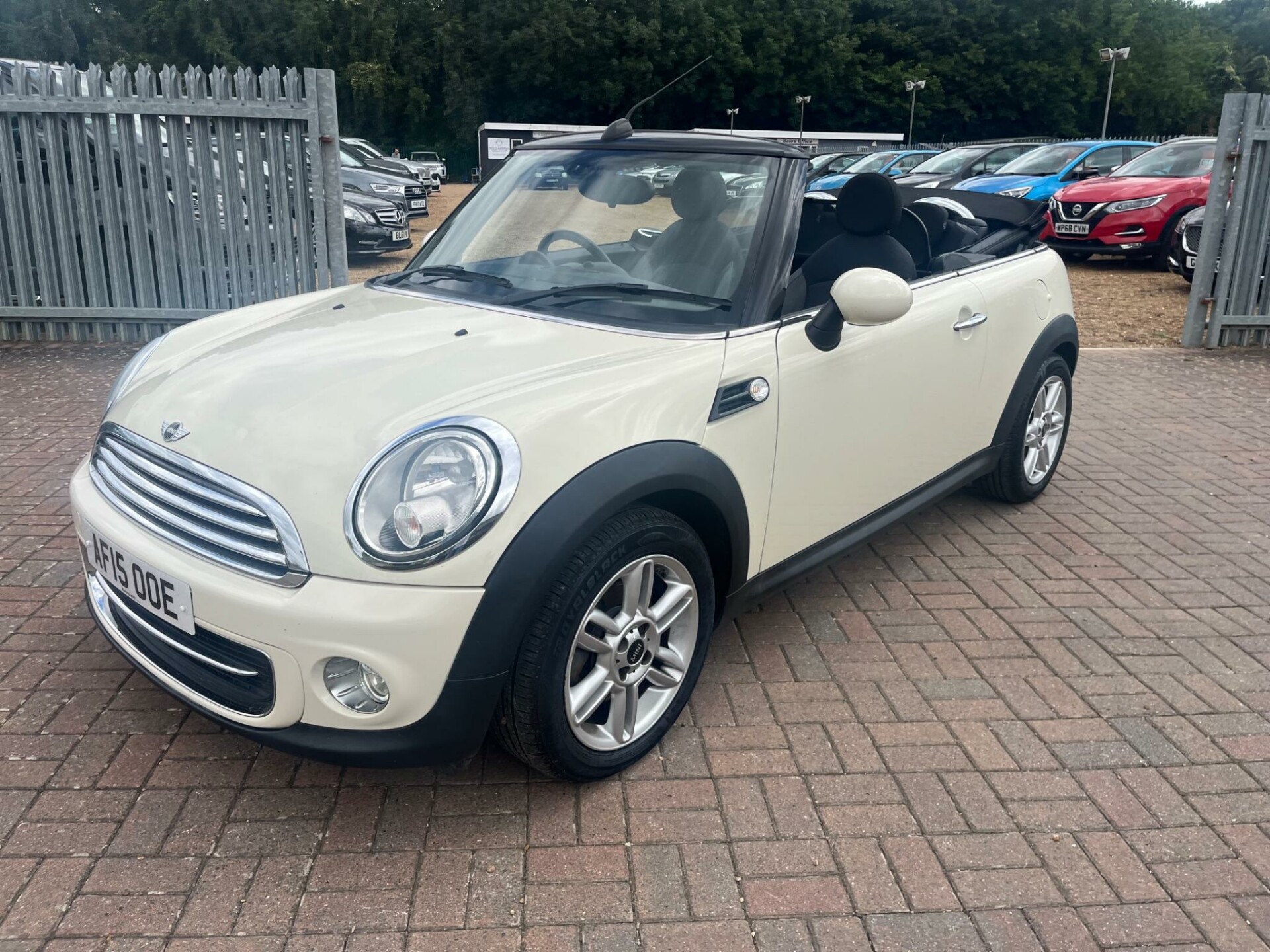 MINI Convertible