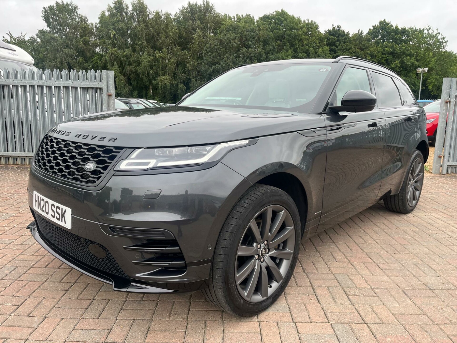 Land Rover Range Rover Velar