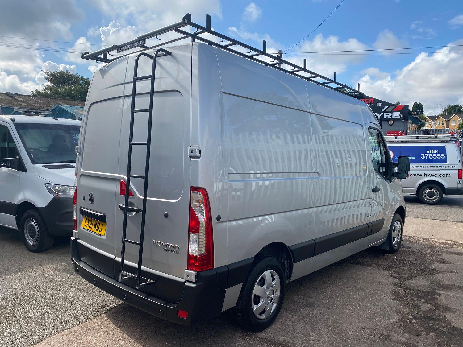 Vauxhall Movano