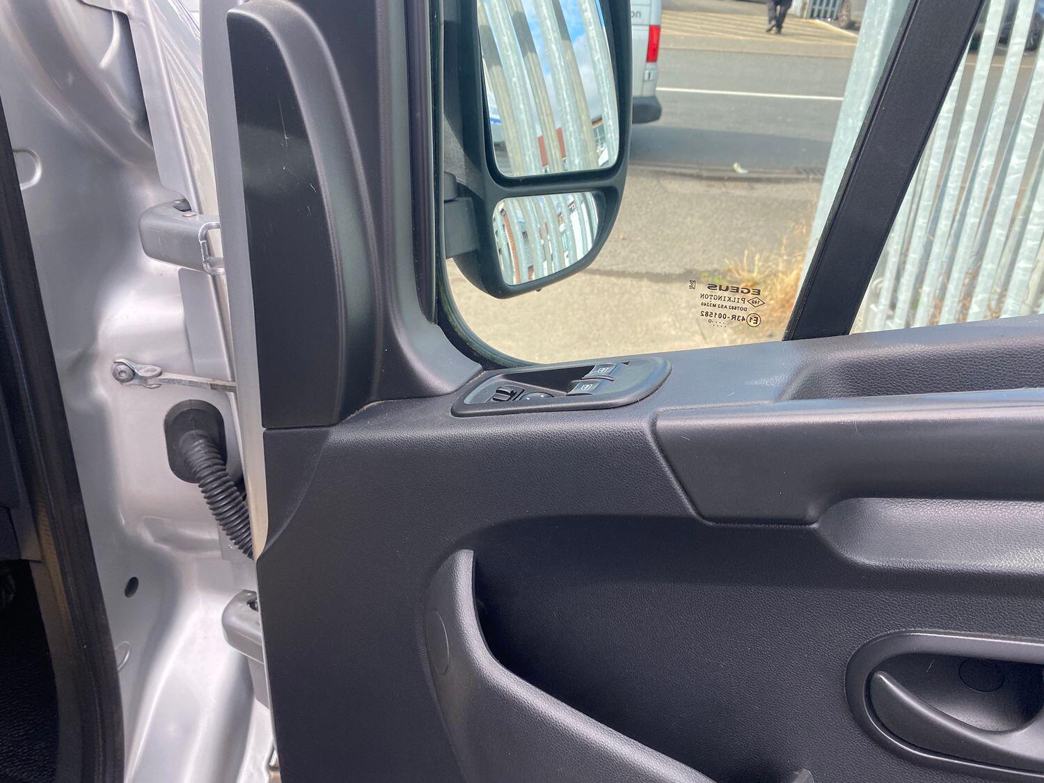 Vauxhall Movano