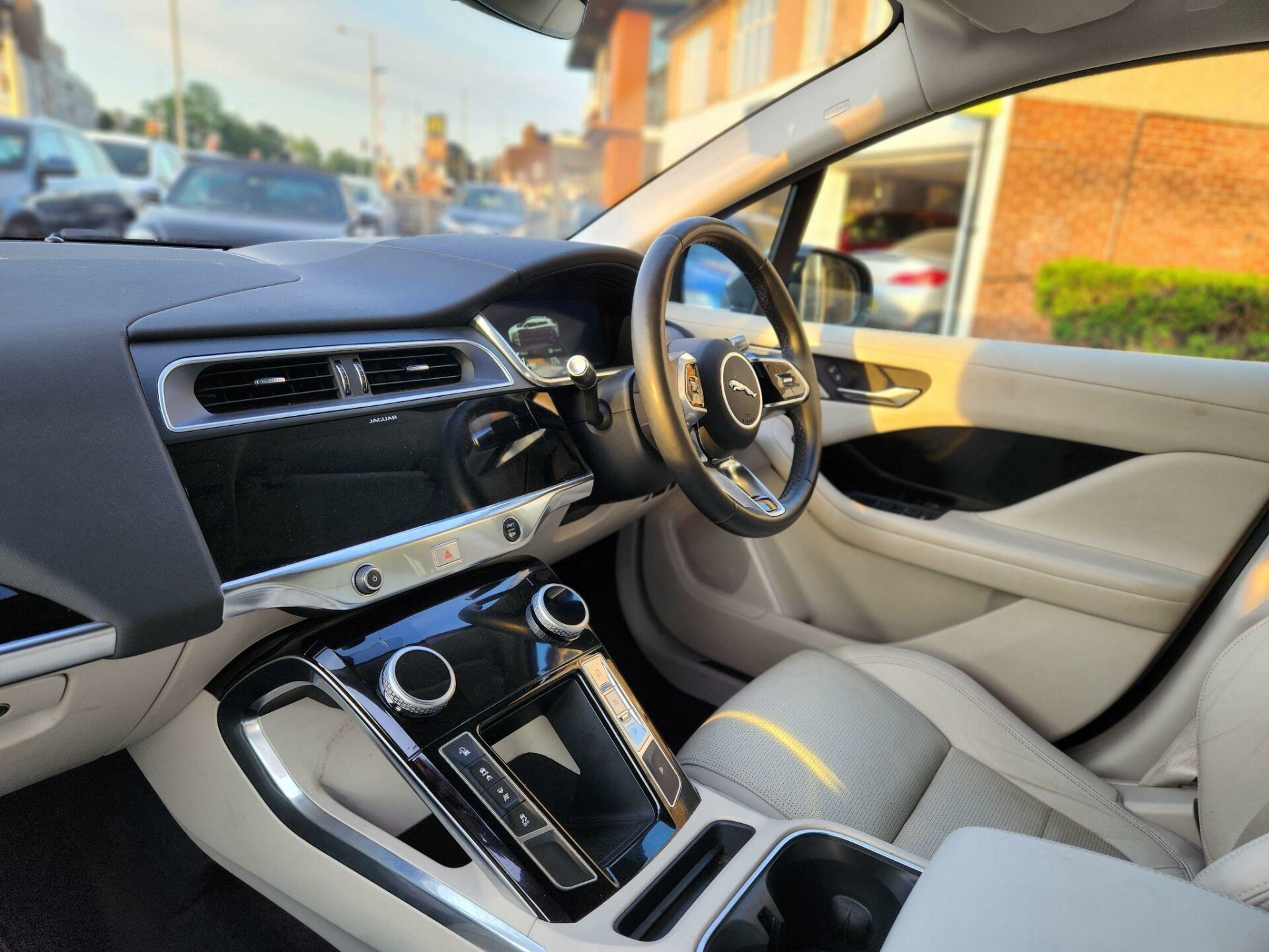 Jaguar I Pace