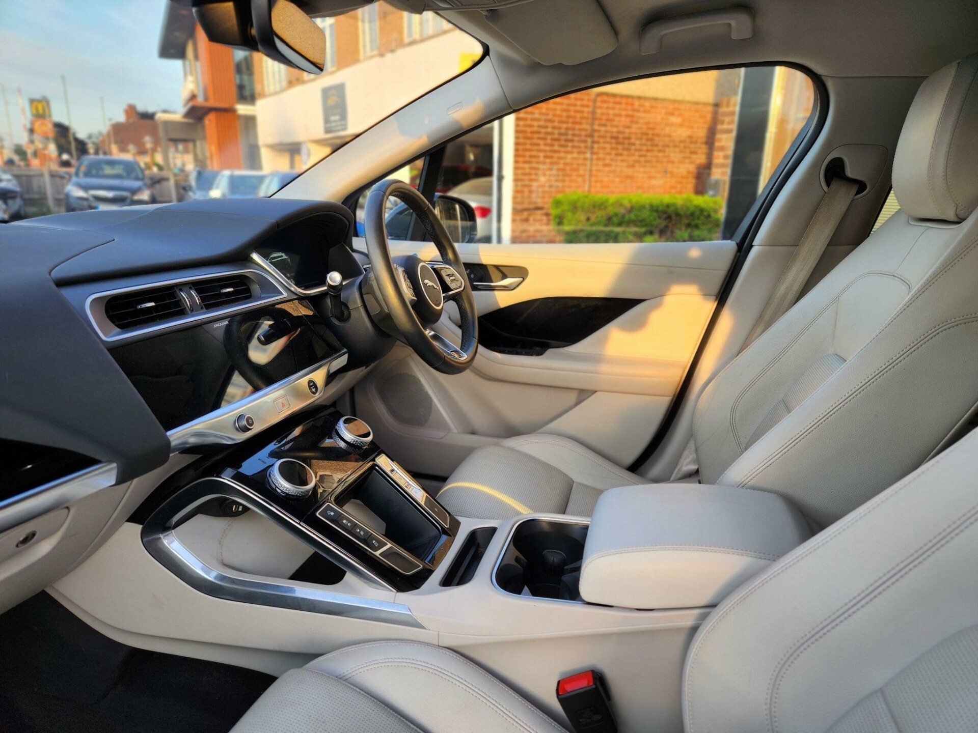 Jaguar I Pace
