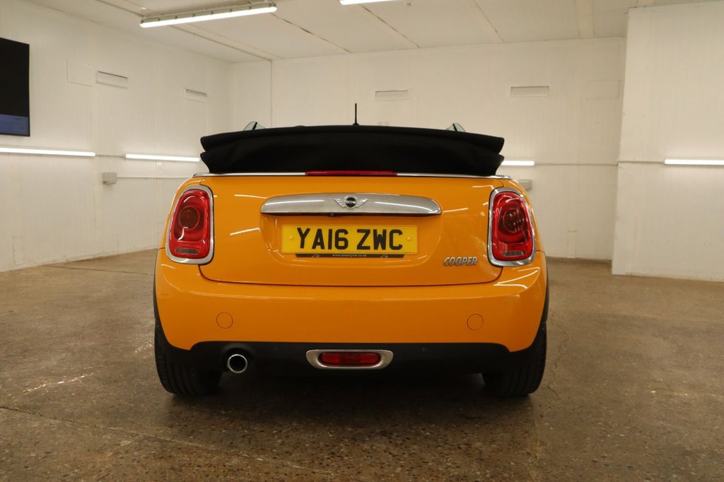 MINI Convertible
