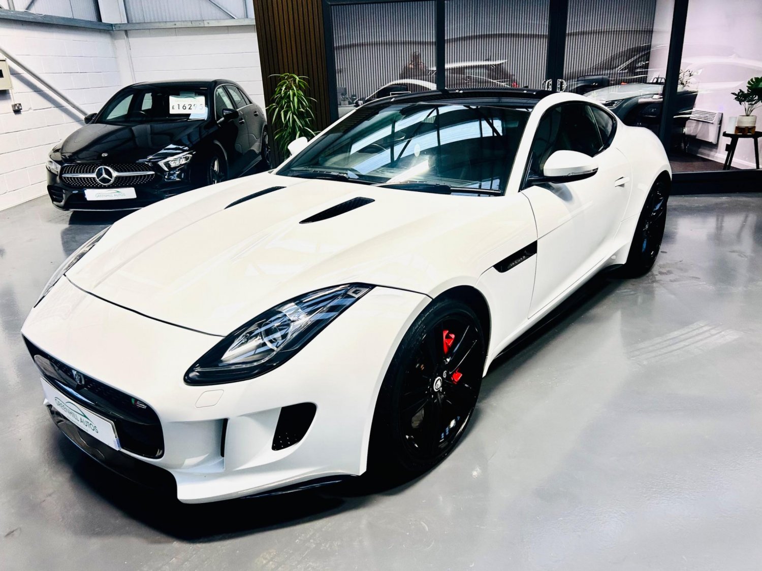 Jaguar F Type