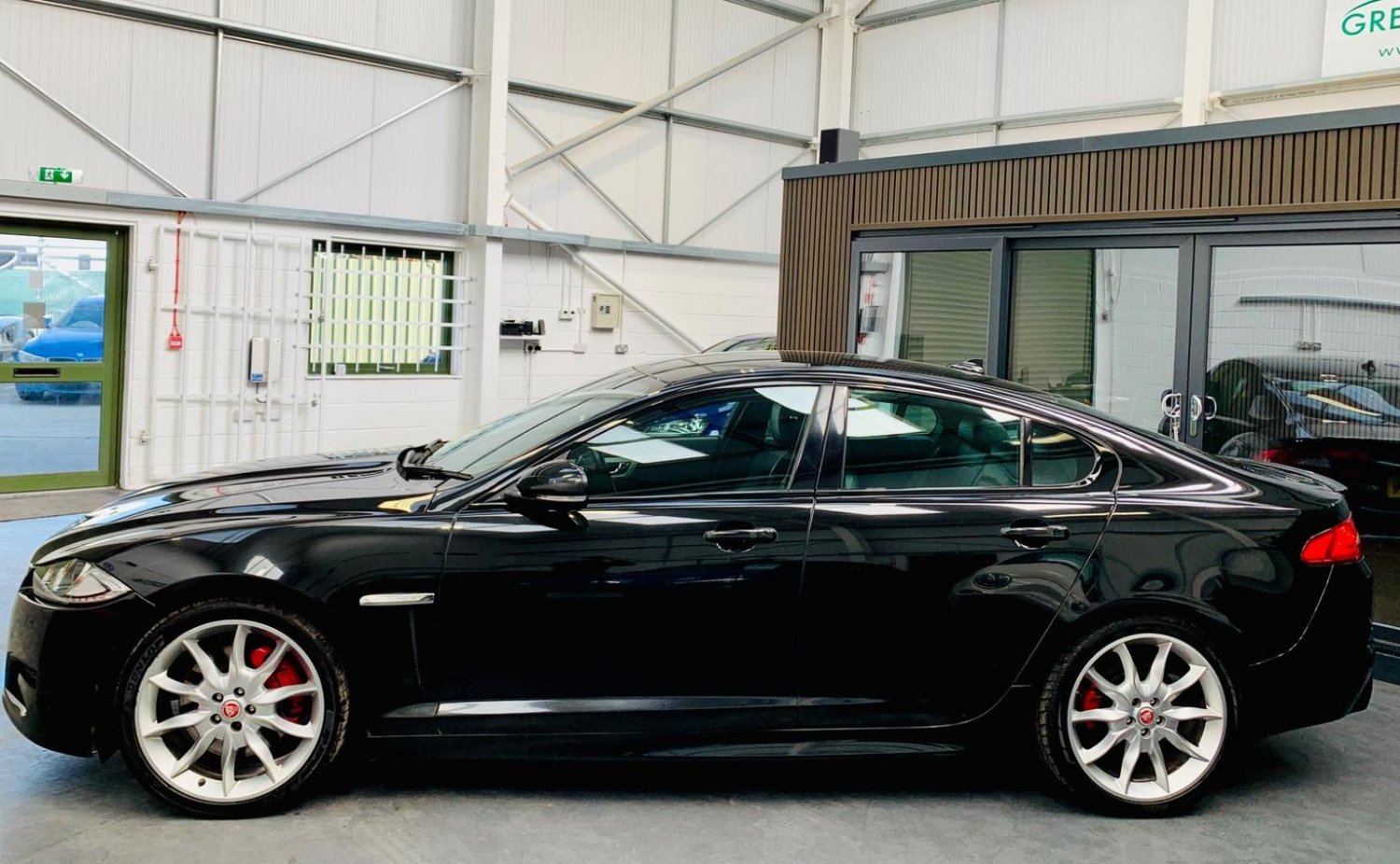 Jaguar XF