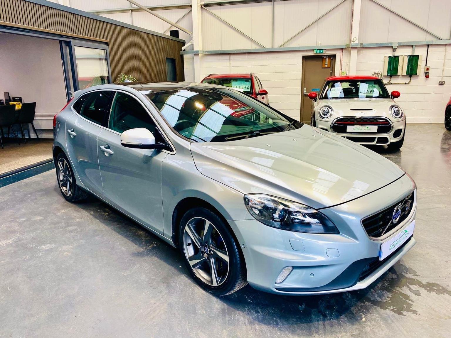 Volvo V40