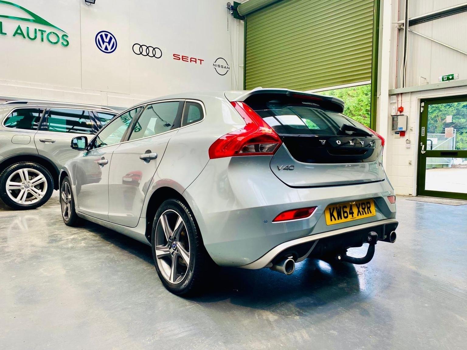 Volvo V40