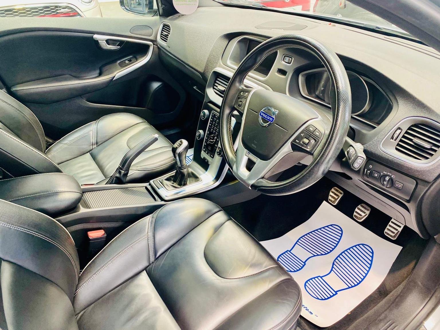 Volvo V40