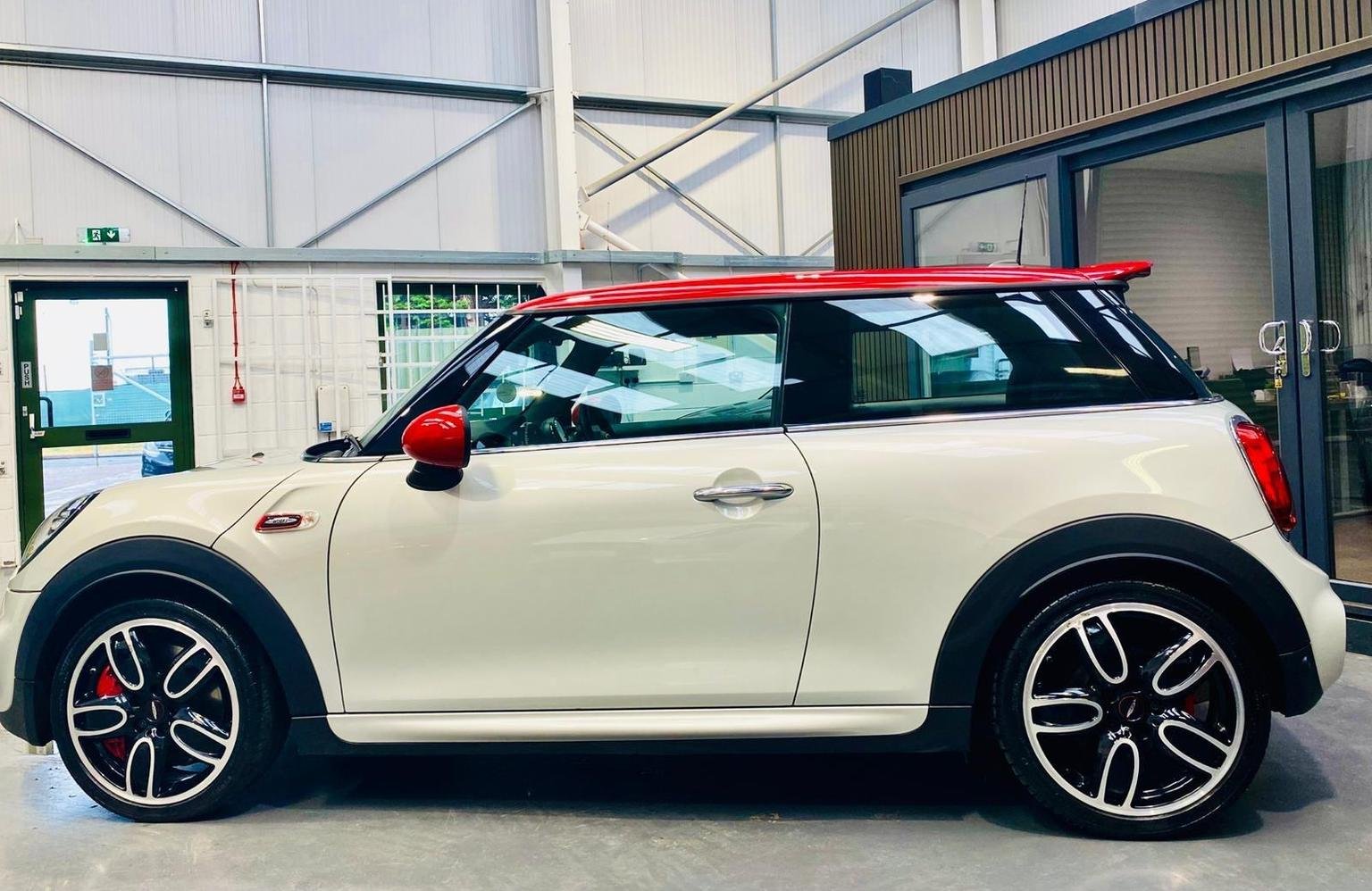 MINI Hatch