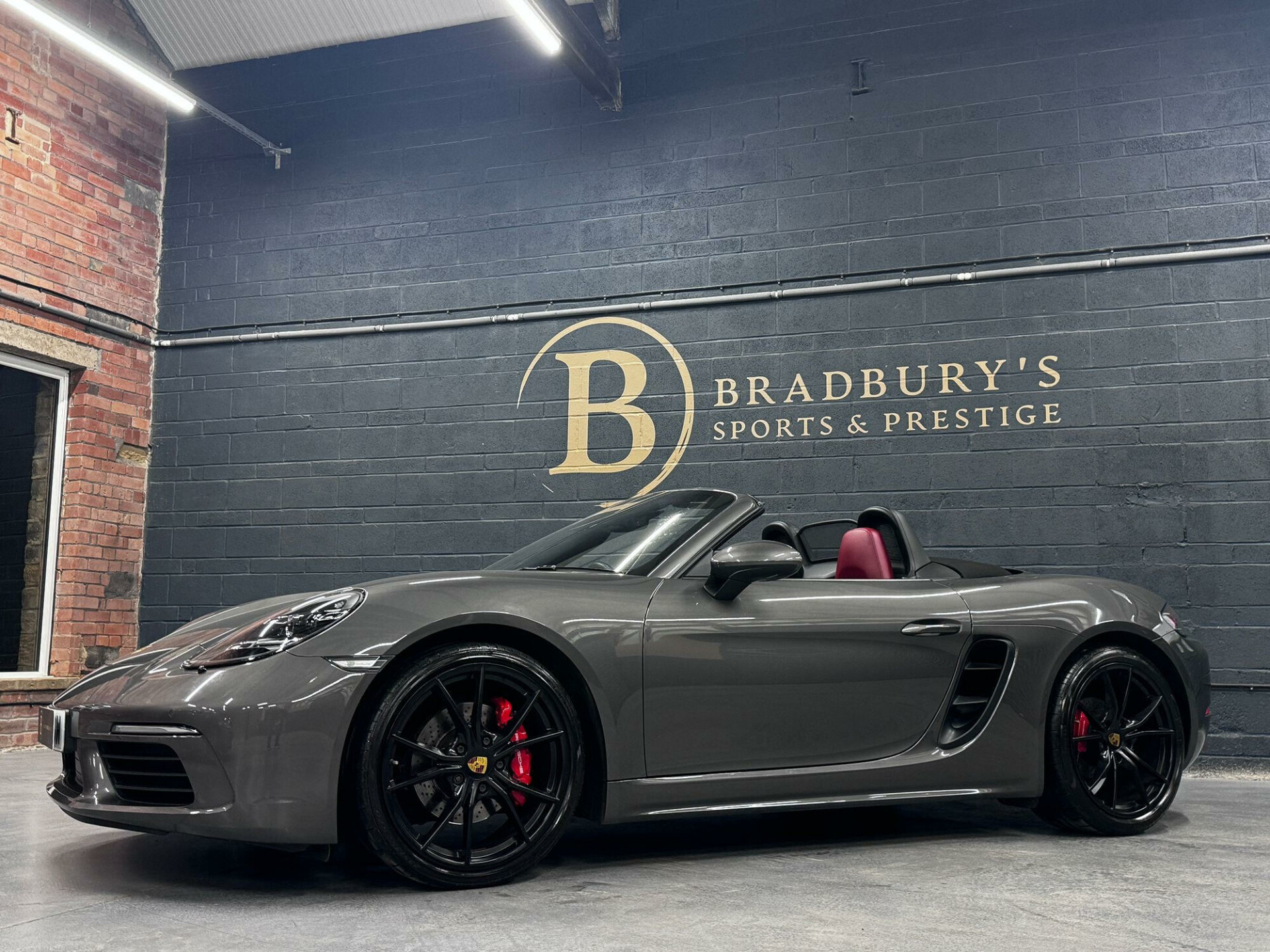 Porsche 718