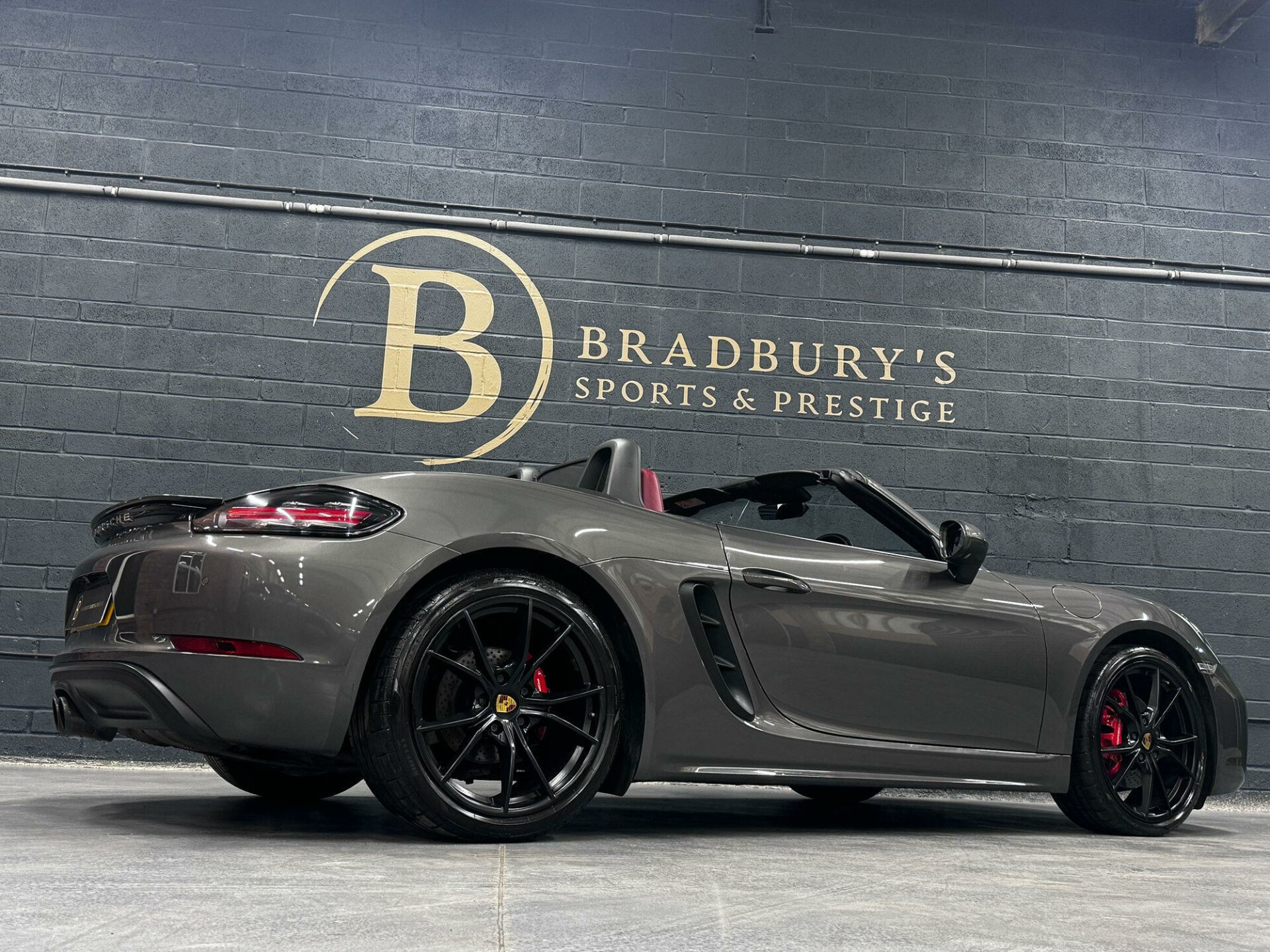 Porsche 718