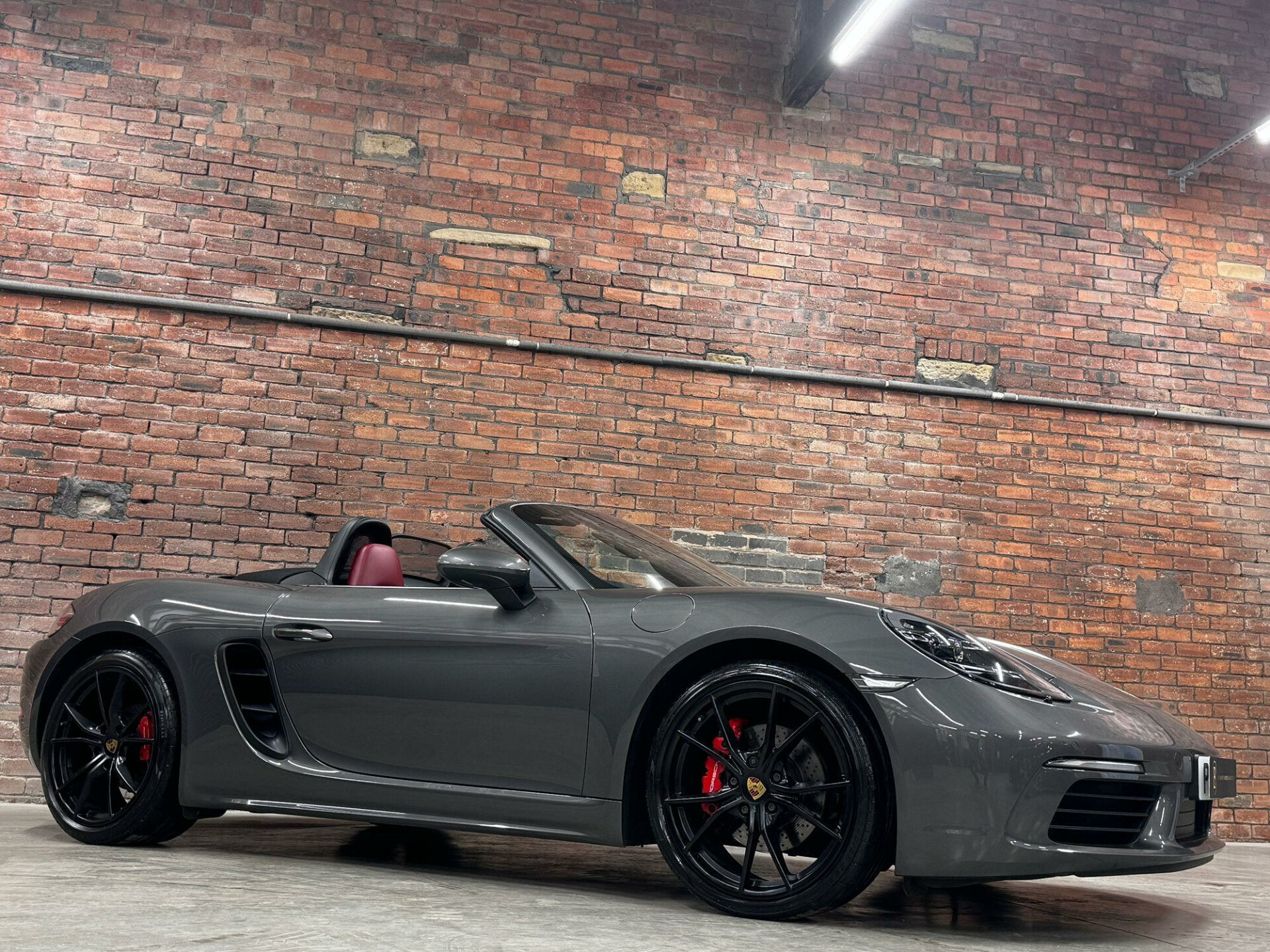 Porsche 718