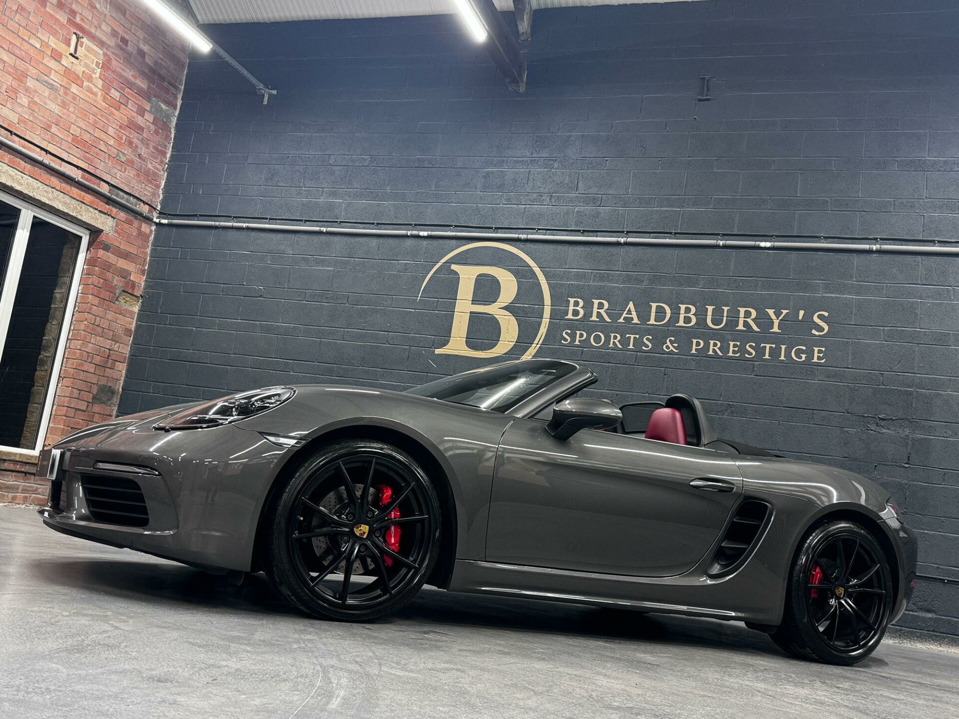 Porsche 718