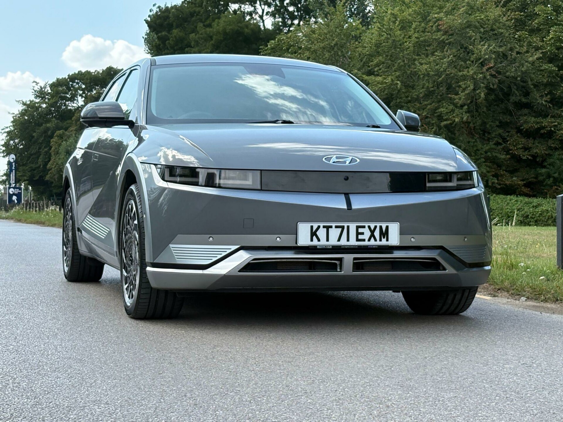 Hyundai IONIQ
