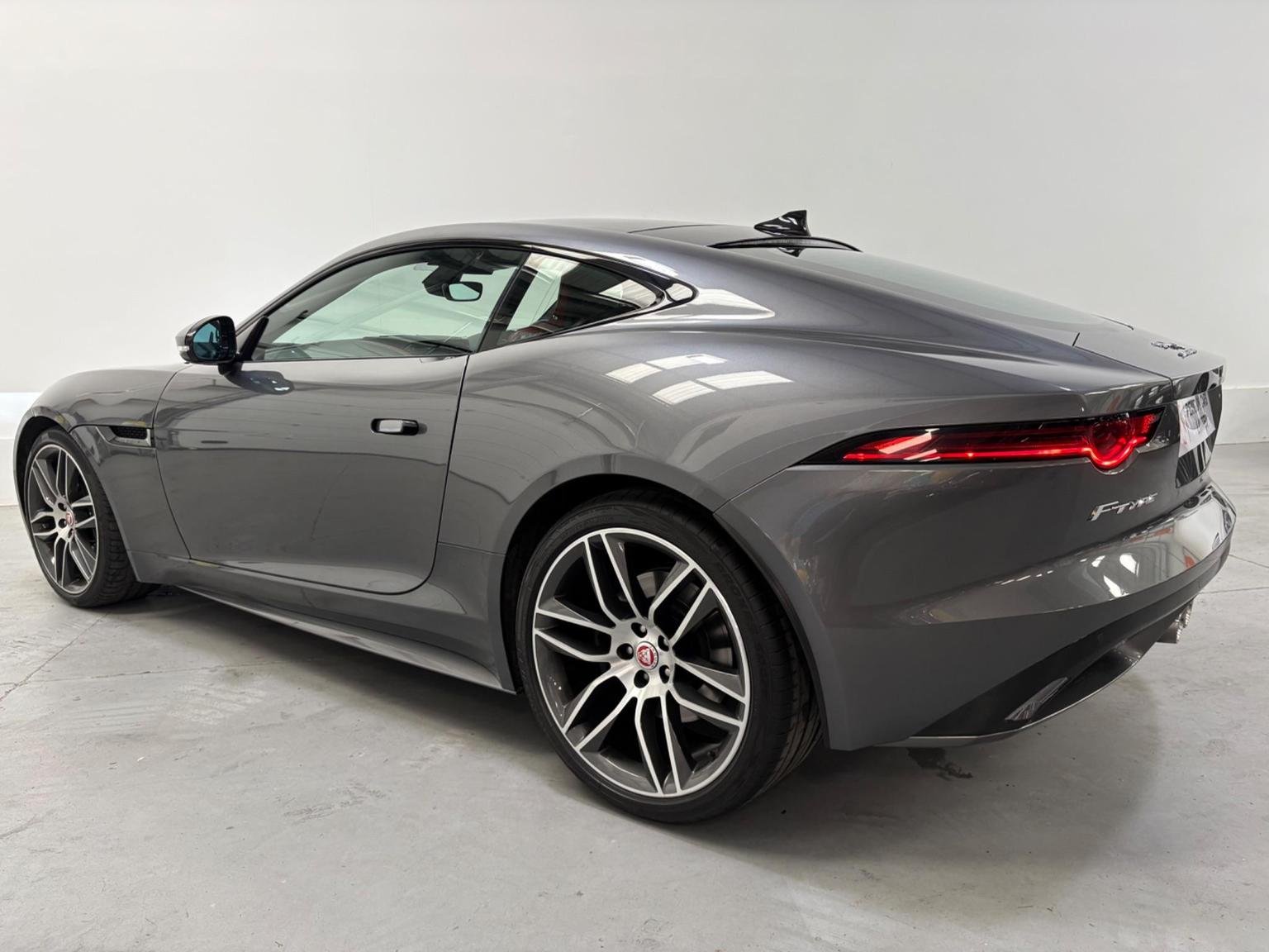 Jaguar F Type