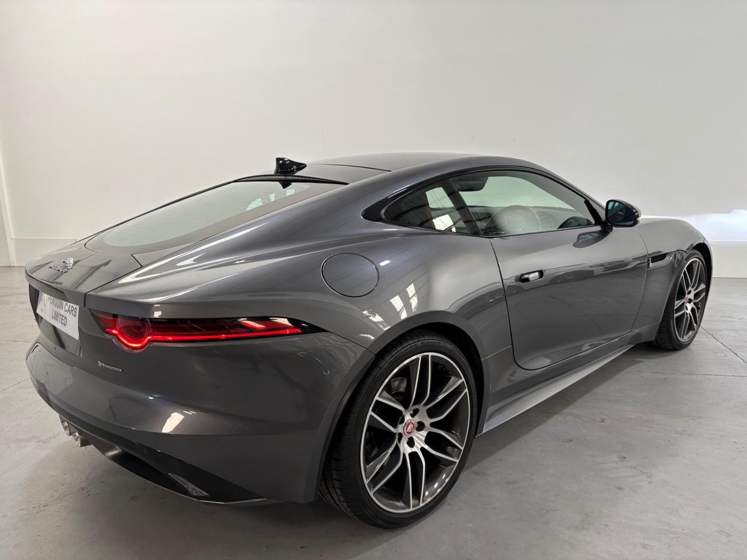 Jaguar F Type