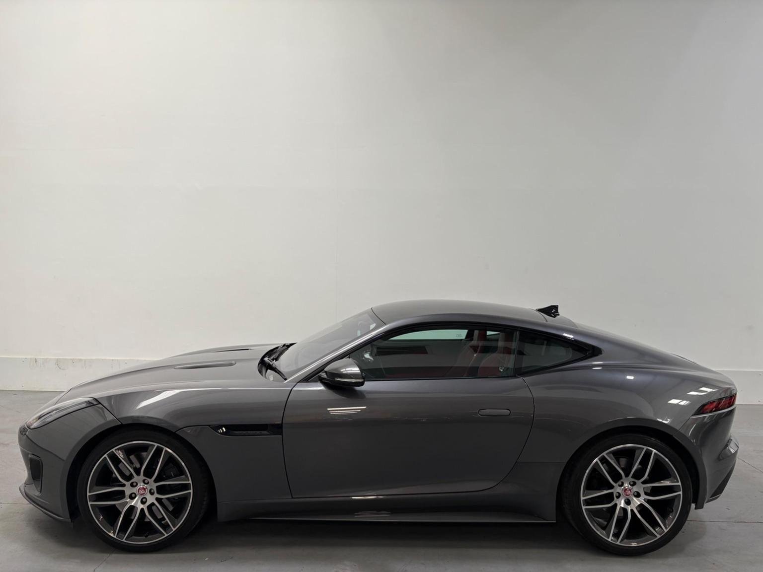 Jaguar F Type