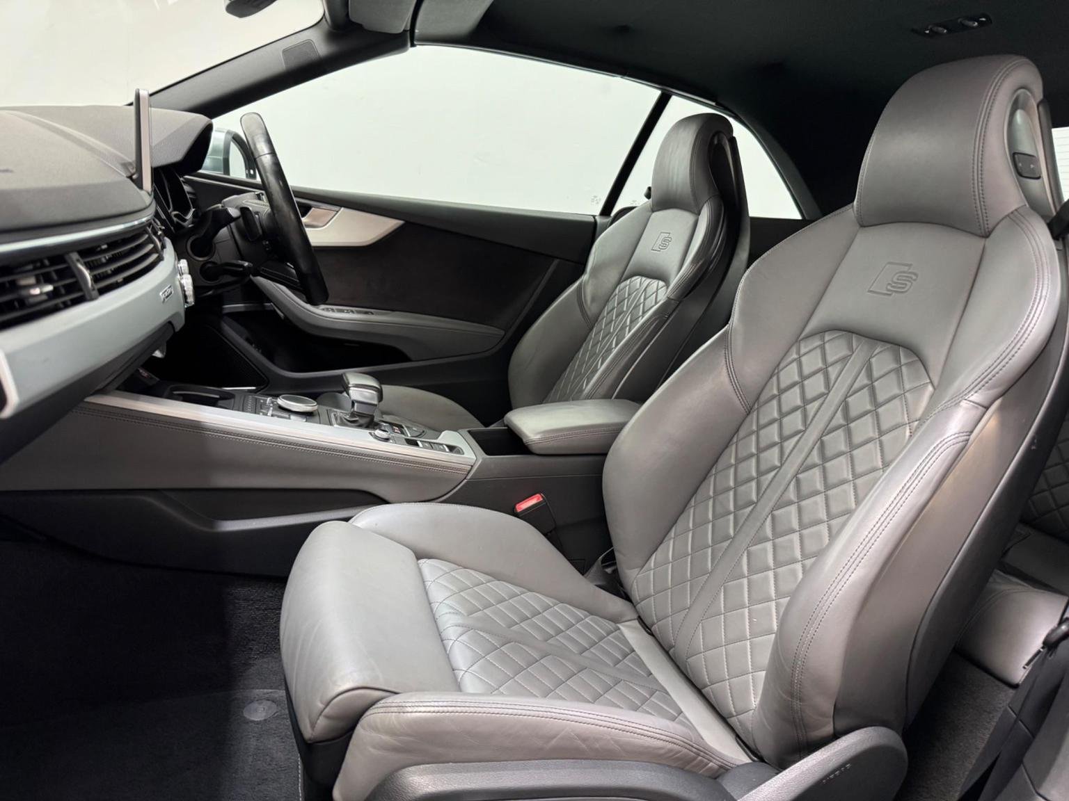 Audi S5