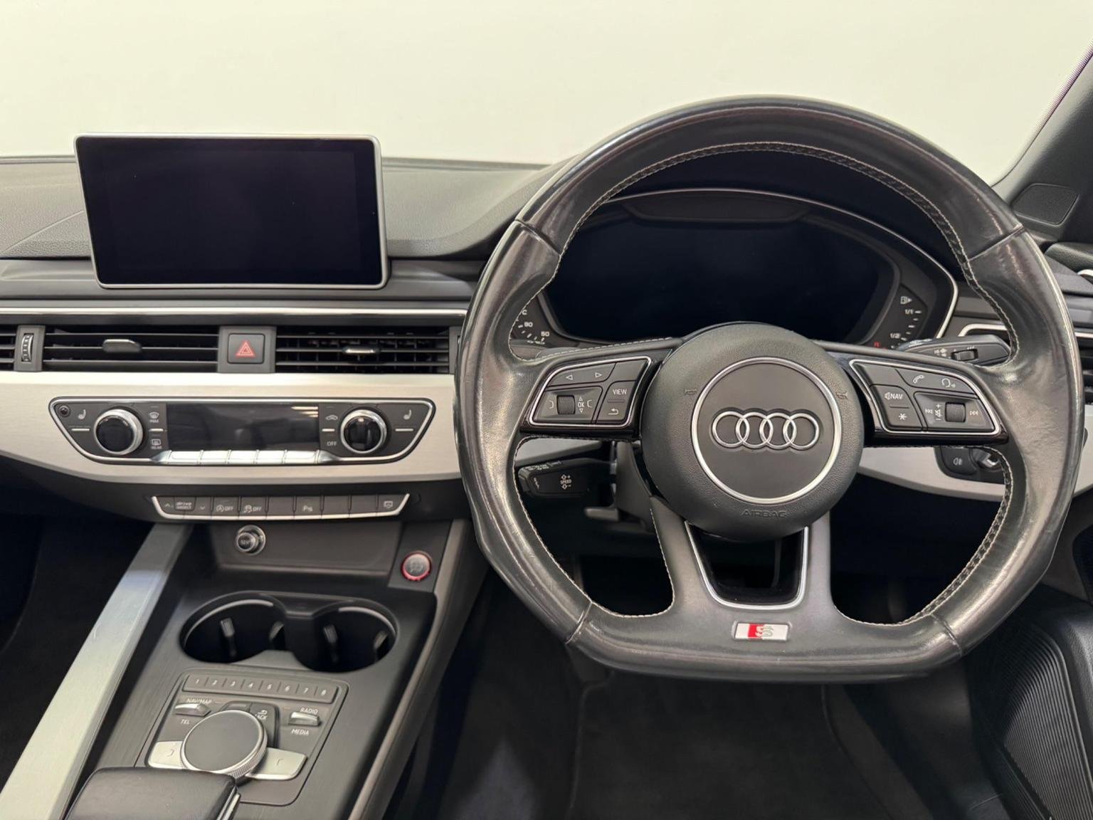 Audi S5