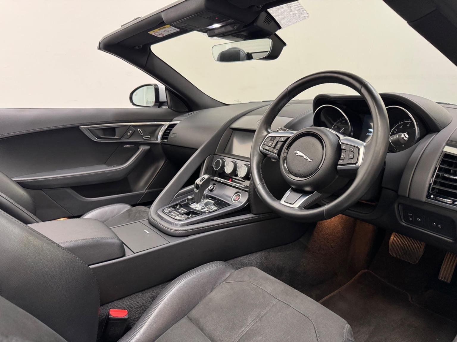 Jaguar F Type