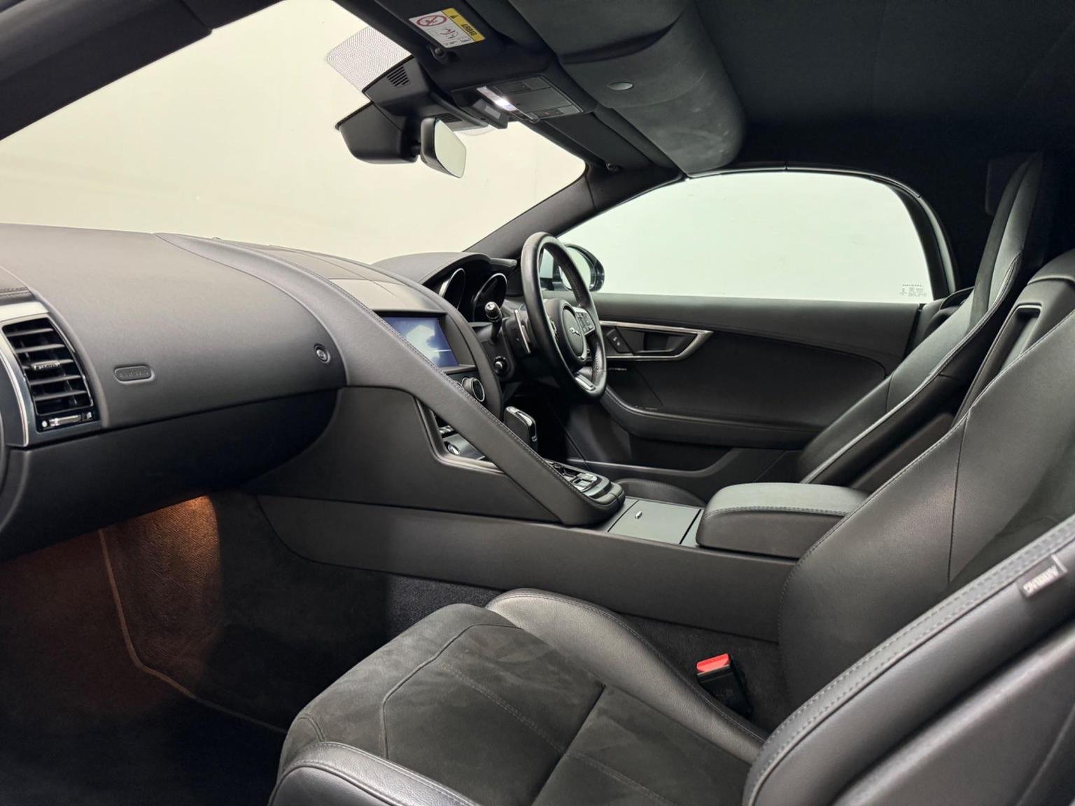 Jaguar F Type