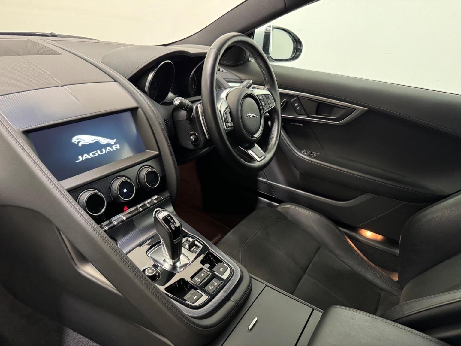 Jaguar F Type