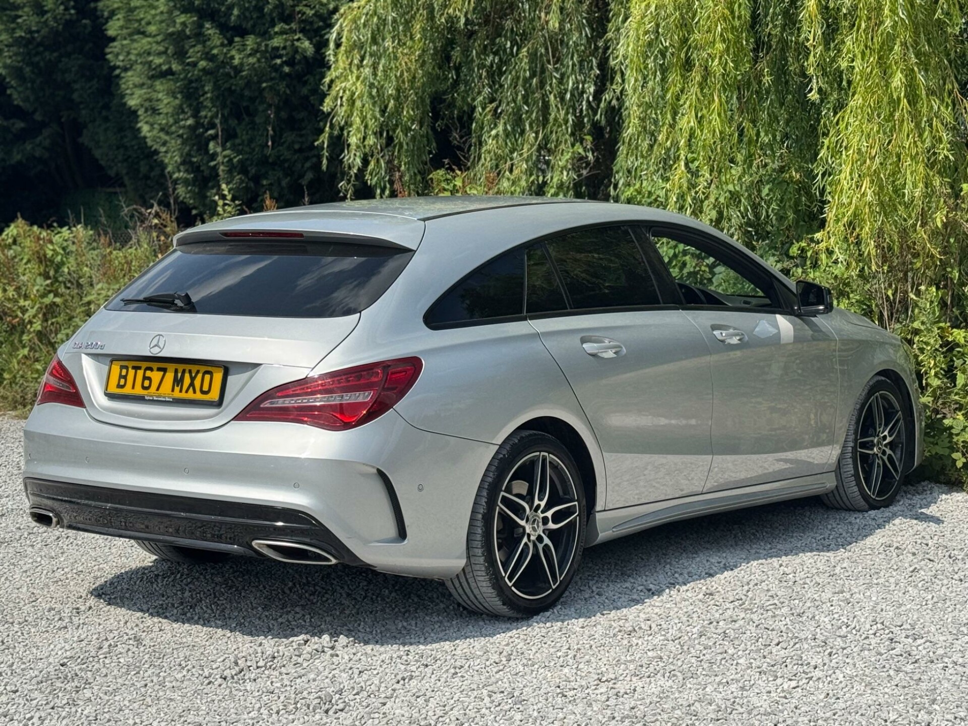 Mercedes Benz CLA