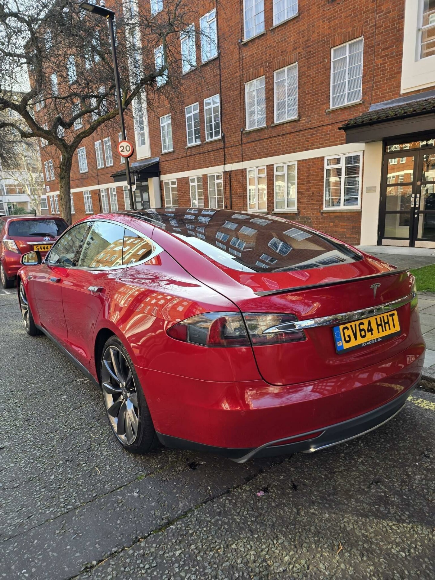 Tesla Model S