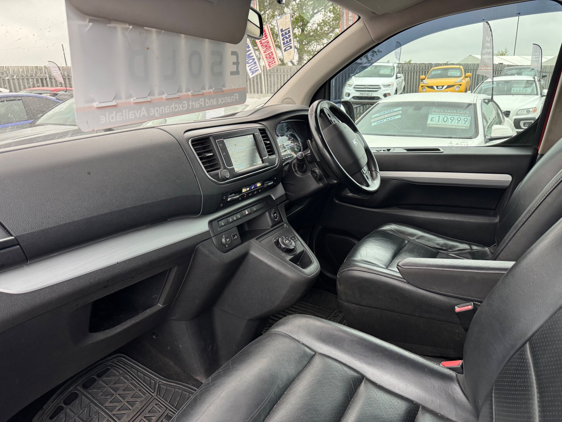 Peugeot Traveller