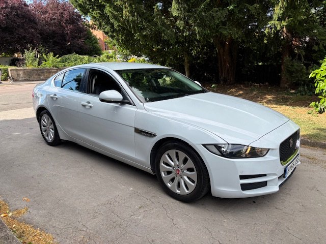 Jaguar XE