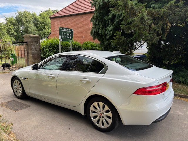 Jaguar XE