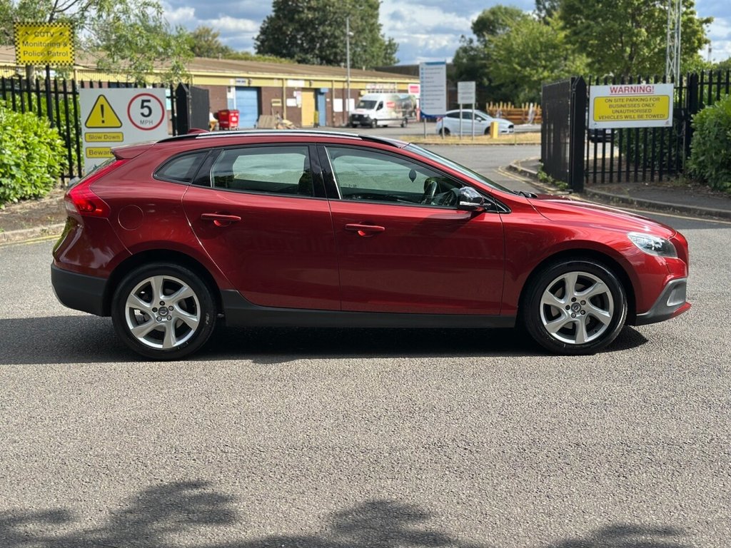 Volvo V40