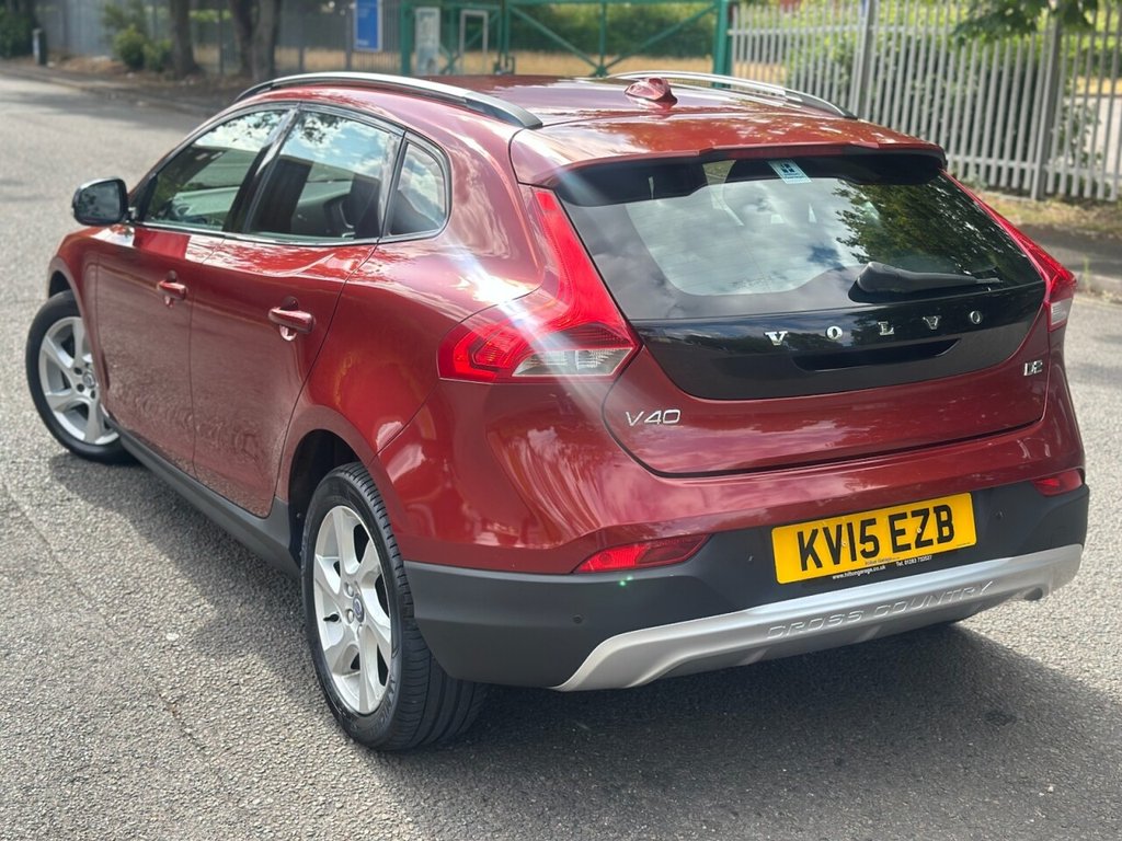 Volvo V40