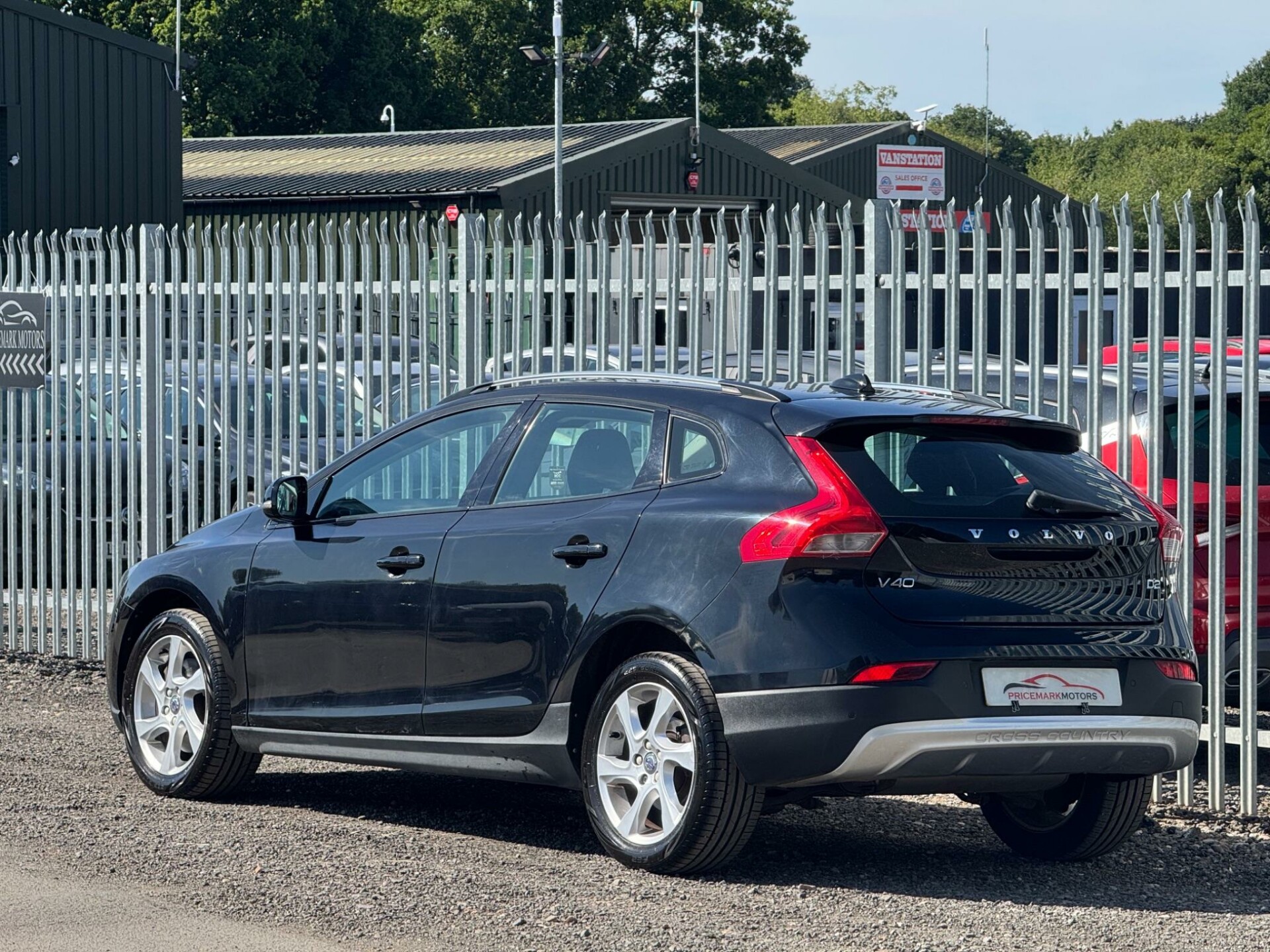 Volvo V40