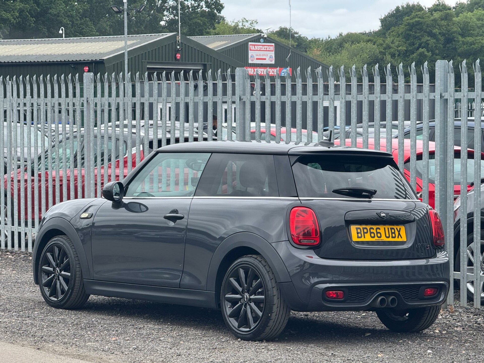 MINI Hatch
