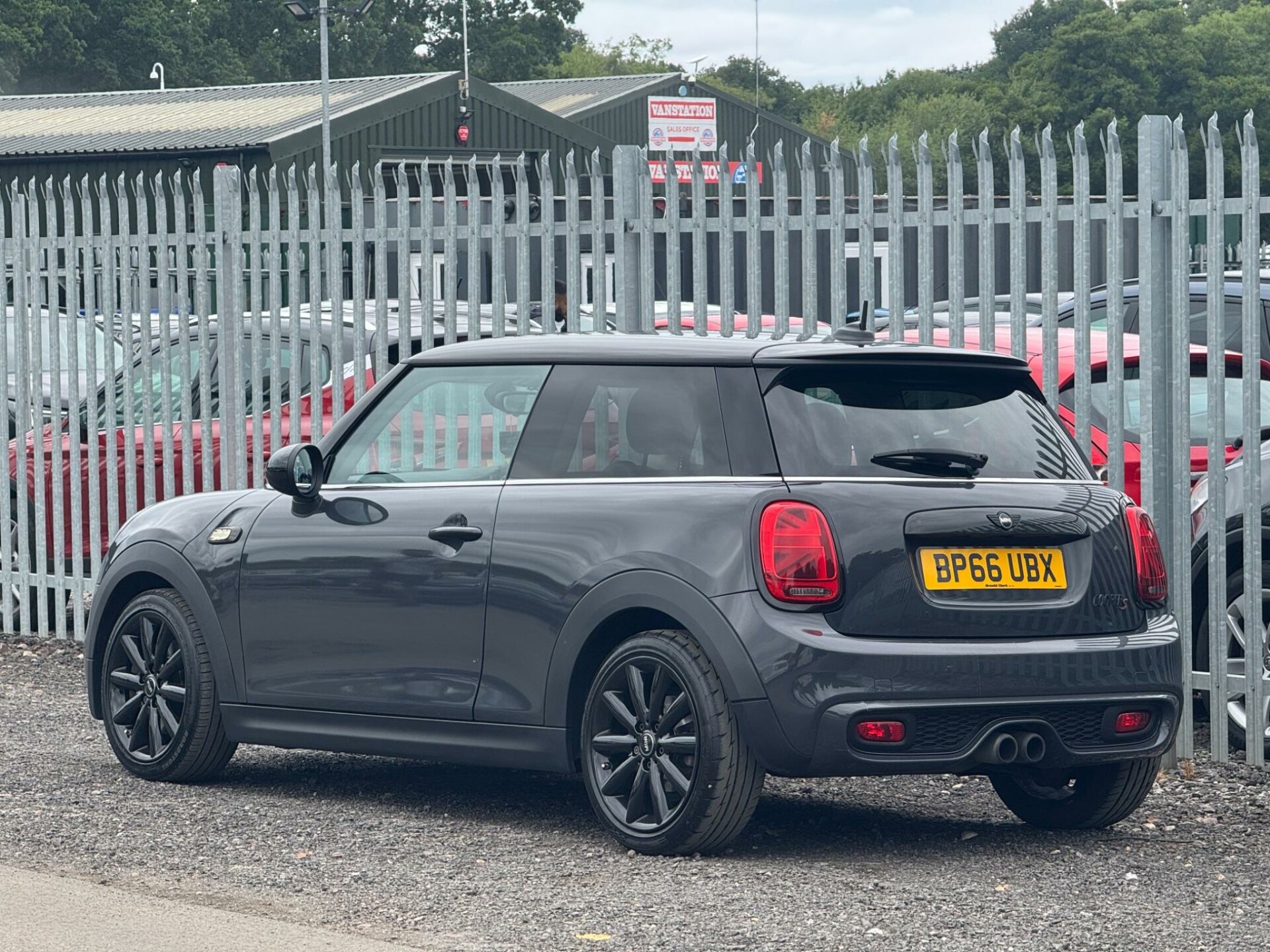 MINI Hatch