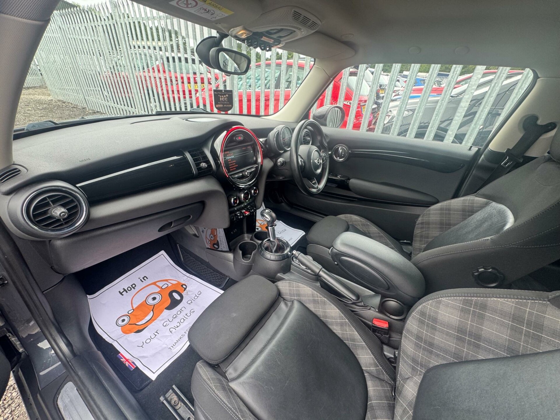 MINI Hatch