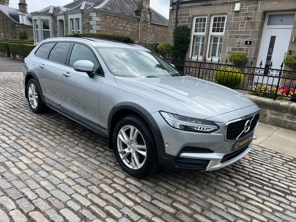 Volvo V90