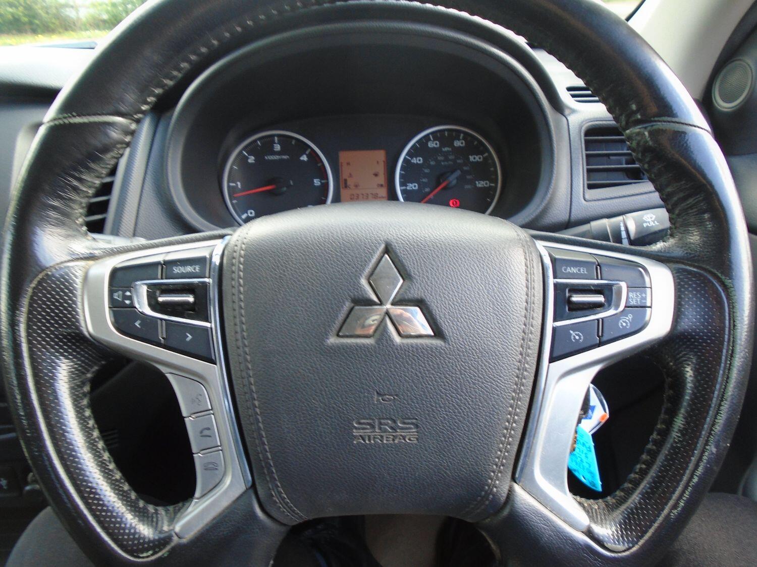 Mitsubishi L200