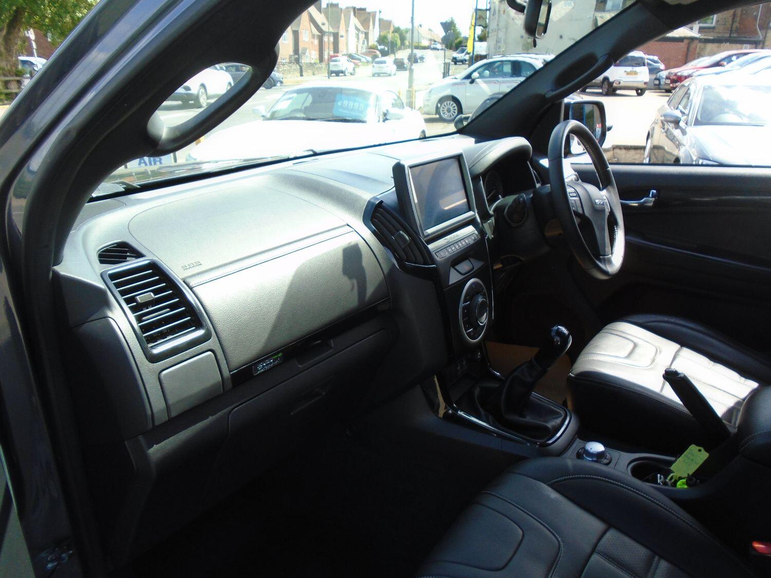 Isuzu D Max