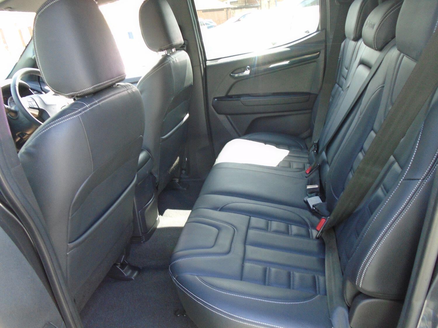Isuzu D Max