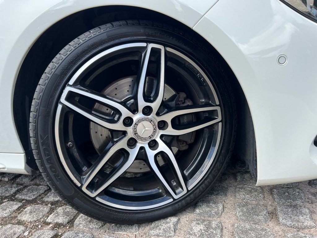 Mercedes Benz CLA