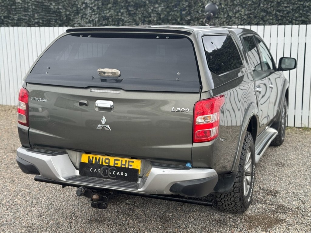 Mitsubishi L200