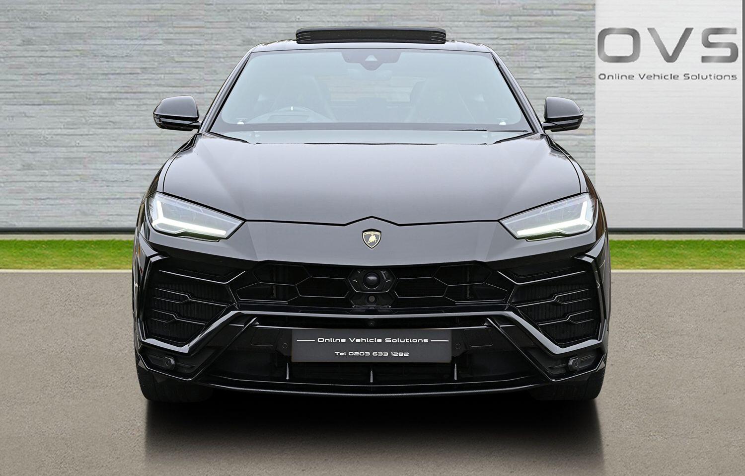 Lamborghini URUS